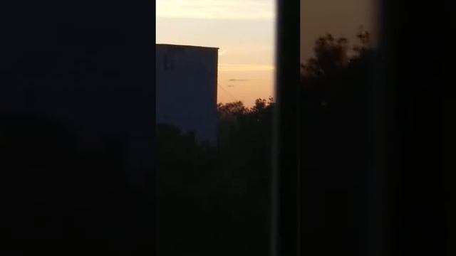 Метиорит или что-то другое? Может НЛО?