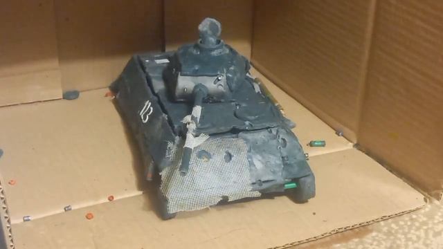 Pz.Kpfw. V Panther из пластилина с экипажем внутри пантера из пластилина.