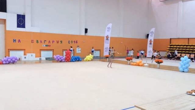 Ема М. Обръч 2016