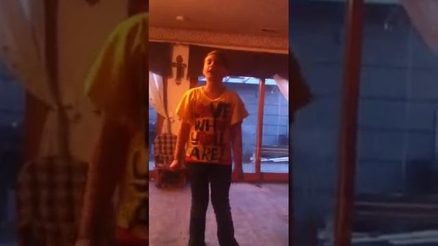 Talia - Over The Rainbow