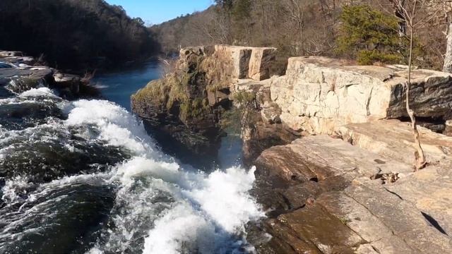 Guntersville Alabama ROAD TRIP! Stone Arch, Red Mill Falls, High Falls & Buck's Pocket Viewpoint