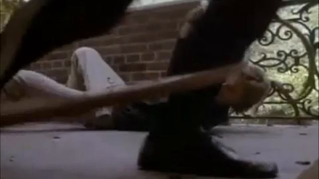 Screencapture Video MacGyver - Come On Strong
