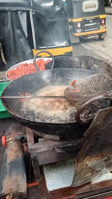Mumbai Man Selling Chicken 🍗 Fry Kaleji Chicken Lolipop#shorts#treading