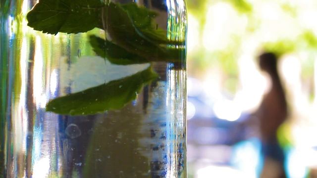 Cinemagraph Mint Girl Silhouette And Reflection