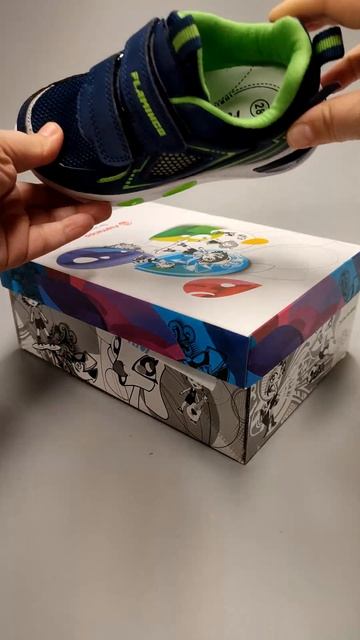 92-484_flamingo (241K-F4-4646)