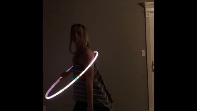 Electric - Alina Baraz Feat. Khalid - Hoop Dance 01/31/17