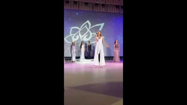 Валерия Христолюбова - ПРОМО из видео зрителей! #вокал #певица #певицаекатеринбург #пою #проморолик
