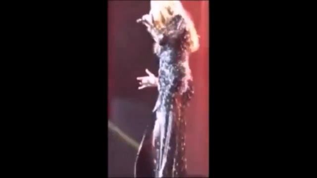 Celine Dion, The Most Iconic Sia Fan!