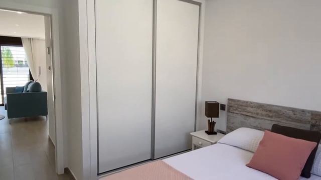 €260,000- Modern 3 Bedroom, 2 Bathroom Townhouse In Torre De La Horadada.