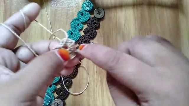 Konektor Masker Rajut Motif Daun Pakis II Siap Dalam 5 Menit