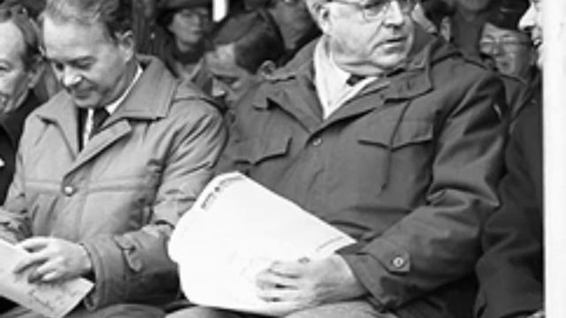 Helmut Kohl And Manfred Wörner Etc😎