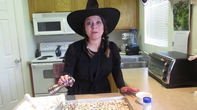 Simple  Roasted Pumpkin Seeds