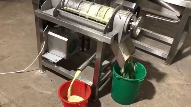 Tomato Juicer Machine/Spiral Fruit Juicing / Orange Extractor Squeezing Machine