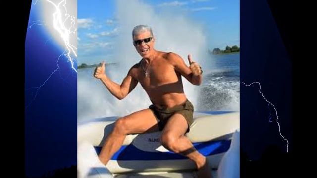 Люди в истерике от вида 66-летнего Газманова в трусах