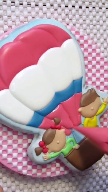 Простой в исполнении пряник ♥️ подробный видео-урок смотрите на канале 😉❤️ #росписьпряников