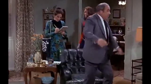 The Mary Tyler Moore Show S2E14 Ted Over Heels (December 18, 1971)