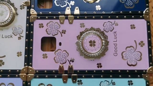 КВАДРАТНЫЙ ЧЕХОЛ С СТРАЗАМИ И ДЕРЖАТЕЛЕМ ДЛЯ XIAOMI и POCO