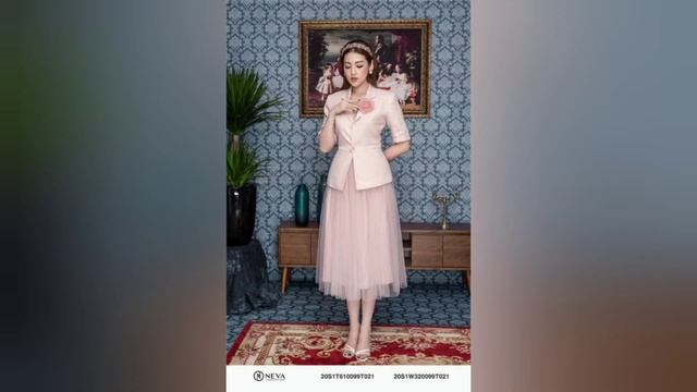 Perfect Girly Look 2023 Elegant Classy Gorgeous Skirt Formal Casual Street Style 2023