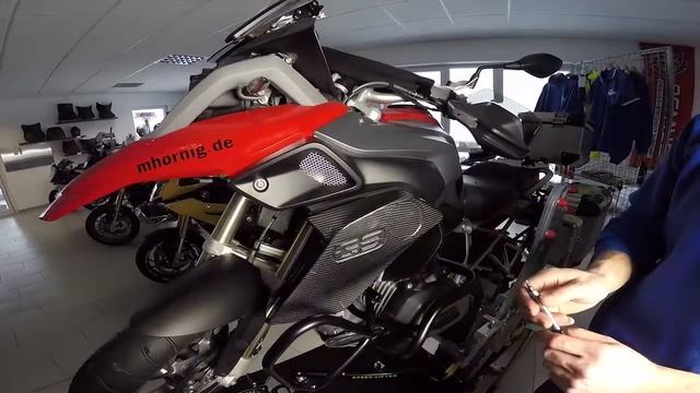 Carbon Kühlerabdeckung BMW R1200GS LC By Hornig