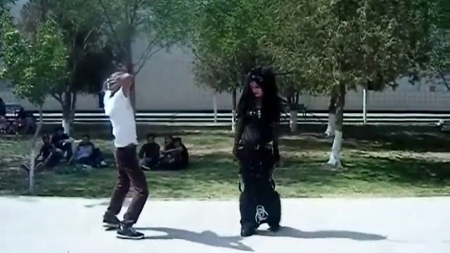 Sariax Corporation & Hard Style Hunterz // Industrial Dance Vs Melbourne Shuffle