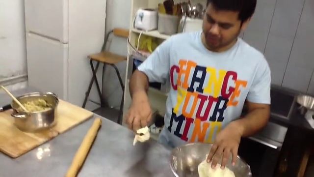 Gopal Cooking Class II.5 - Alu Paratha