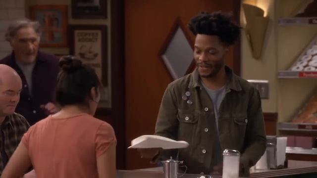Second Sneak Peak Of Diane Guerrero On Superior Donuts S02E01 