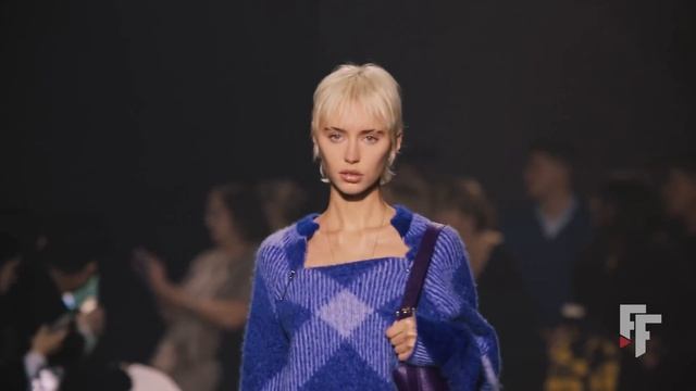 Burberry | Fall Winter 2023/2024 | Full Show