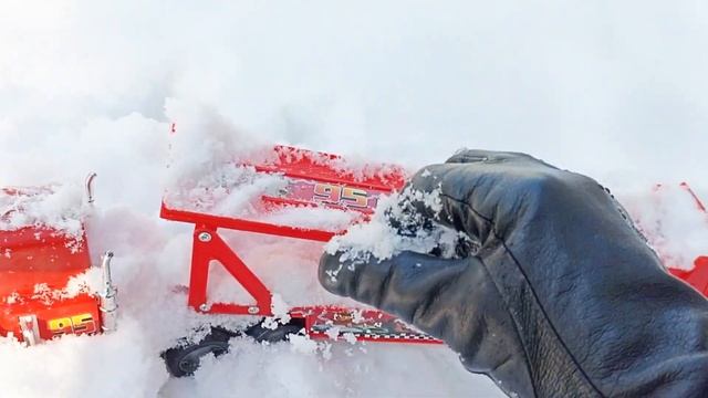 Race Pixar Cars In The Parking Lot - McQueen And Friends The King Francesco Bernoulli Chick Hicks #