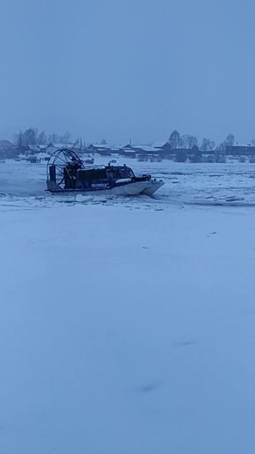 штурмует Днепр,если чё,😁под названием Лена😃