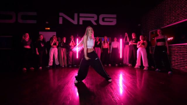 Маша Кержнер // Girly Hip-hop (Сокол)