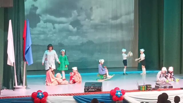 Белые панамки