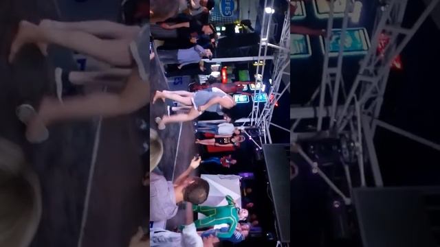 Яровое и ночь супер героев.