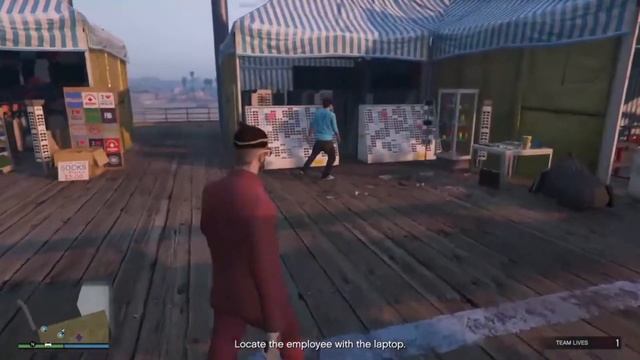 Who Want's Some Chicken? Cluckin' Bell Raid Time! #gtaonline #cluckinbell