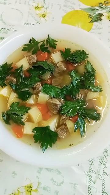 #cyprusfood #soup #beef #carrot #potato #parsley #short #satisfying #shortvedio
