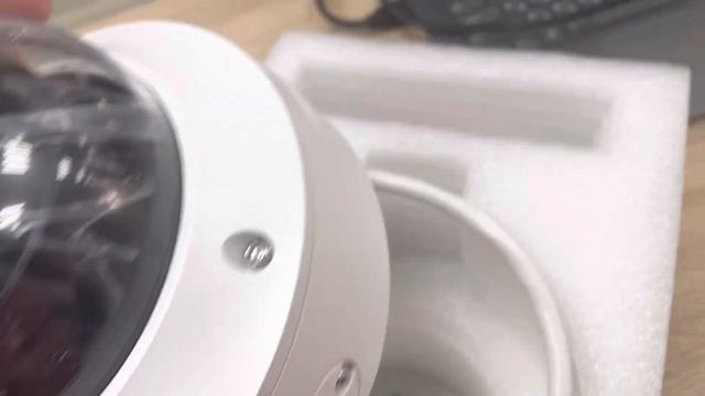 Уличная камера HIKVISION