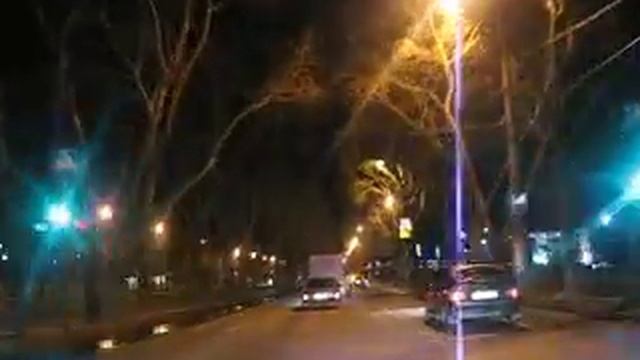 Ночной Екатеринбург, проспект Космонавтов.avi