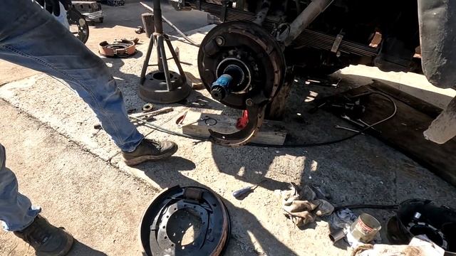 Газ 3308 ремонт #52 БАГУ сняли разбор ступицы