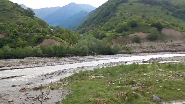 Грузия табиати ва тоглари. Gruziya Tabiati Va Torlari