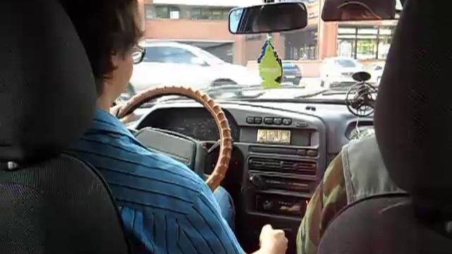 Первые навыки вождения.mp4