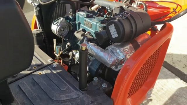 мини экскватор QUADTRAC E13PRO с японским двигателем KUBOTA