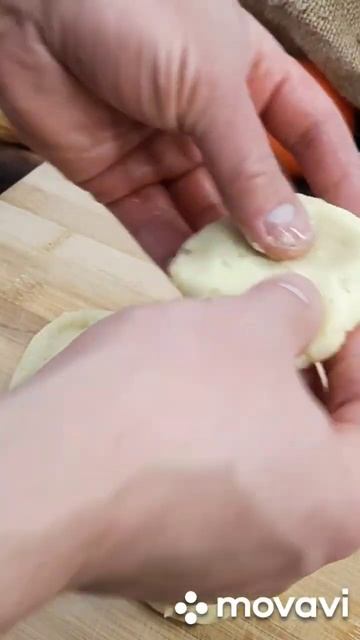 Пирожки из картофеля с начинкой из куриной печень, простой и вкусный рецепт