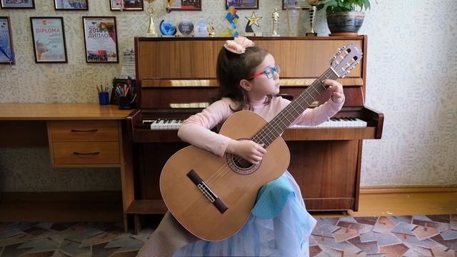 София Дараганова (8 лет)