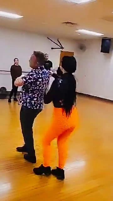 Salsa On 1 15 Week Course With Bridgette Maria Y Steve #salsaon1 #salsaclasses #salsa