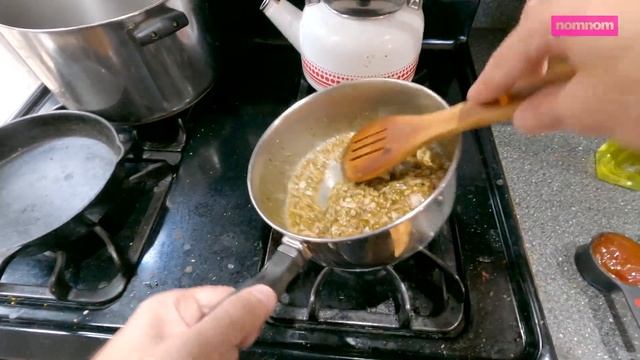 Easy Spicy Chipotle Burrito Sauce !