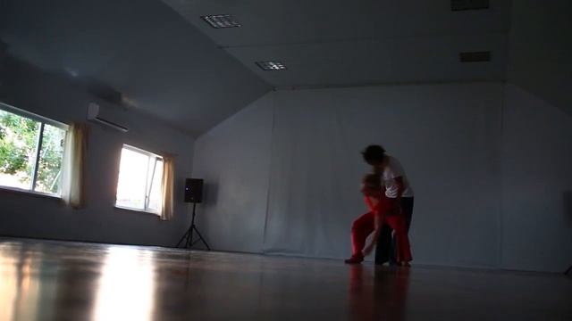 CONTACT IMPROVISATION...