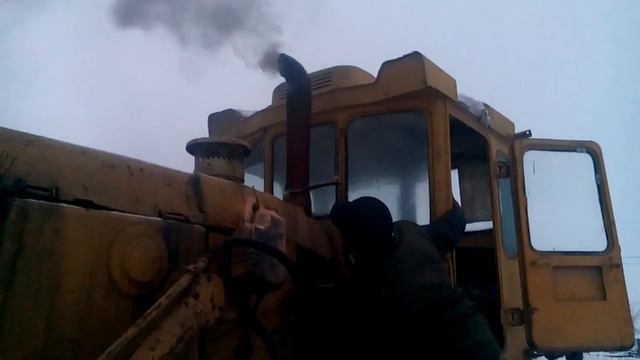 Запуск трактора Чтз т 170