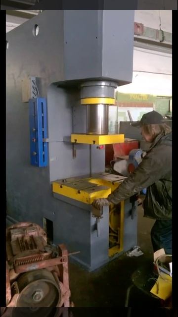 Пресс Гидравлический П6332Б | 160 тонн