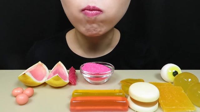 ASMR PINK YELLOW FOOD *MACARON JELLY, EYEBALL GUMMY, KOHAKUTO, 마카롱 젤리, 눈알 젤리* 먹방 EATING SOUNDS
