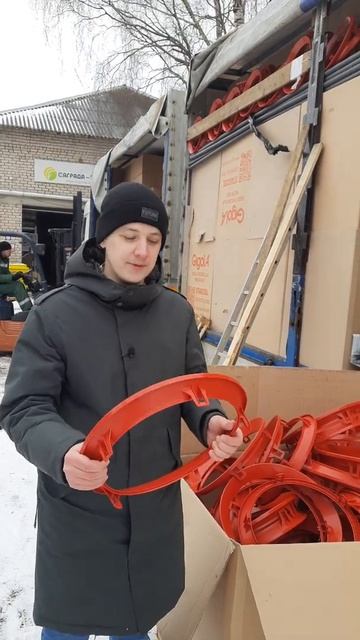 Расширительное кольцо для кормушки BEST 2.0 вышло из производства и поступило на склад SAGRADA