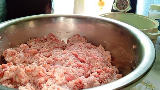 ДЕЛИКАТЕС ИЗ ШКУРОК , ЖИРА , САЛА И ОВОЩЕЙ 👍😊  1 ЧАСТЬ